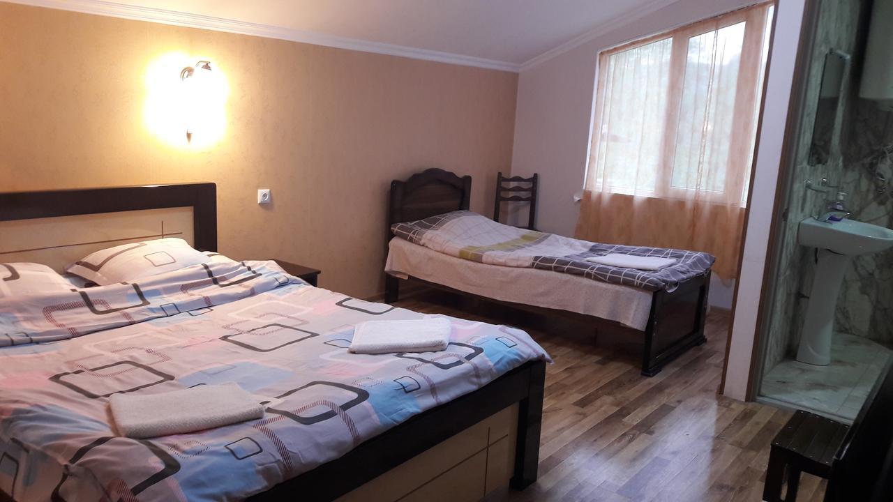 Martvili Newhotel Eksteriør bilde