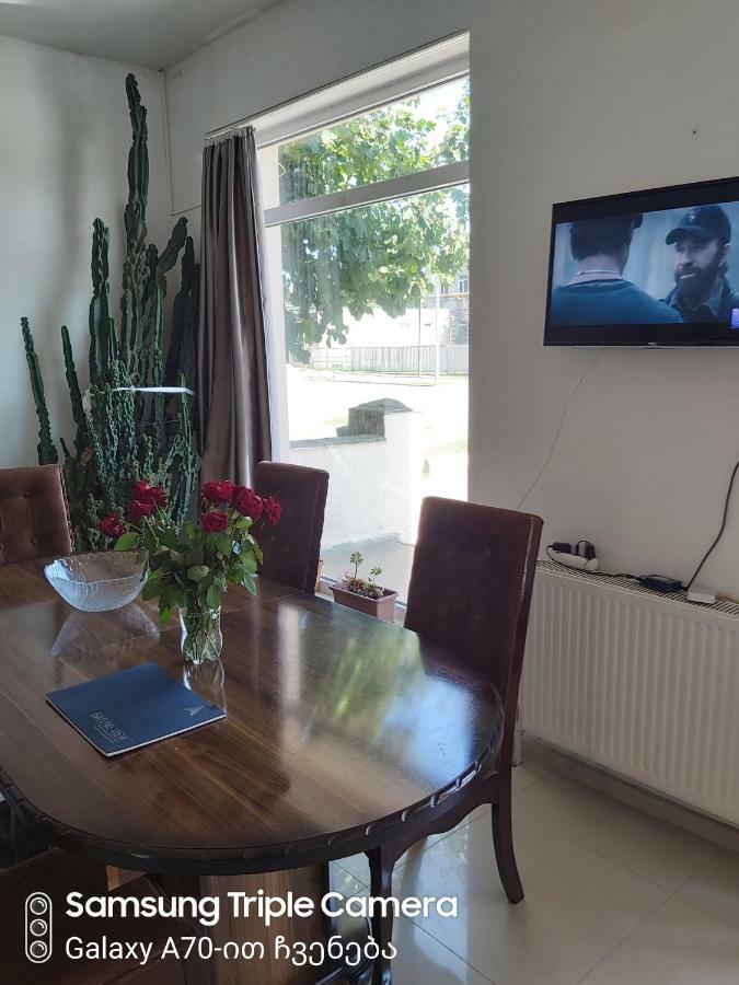 Martvili Newhotel Eksteriør bilde